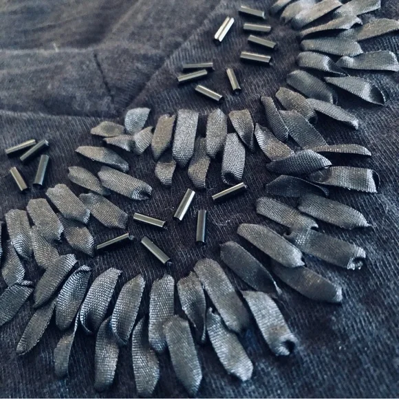 Jones New York Signature Woman Black Beaded V-Neck T-Shirt, 1X - Picture 6 of 10